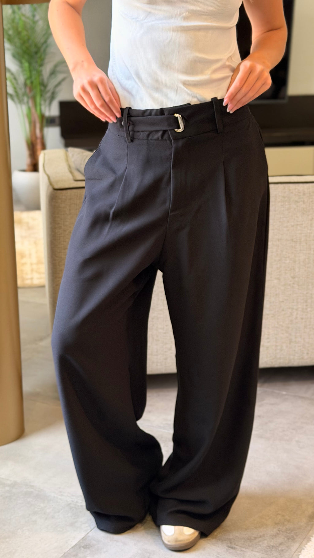 High-Waisted Wide - Leg Pants Black