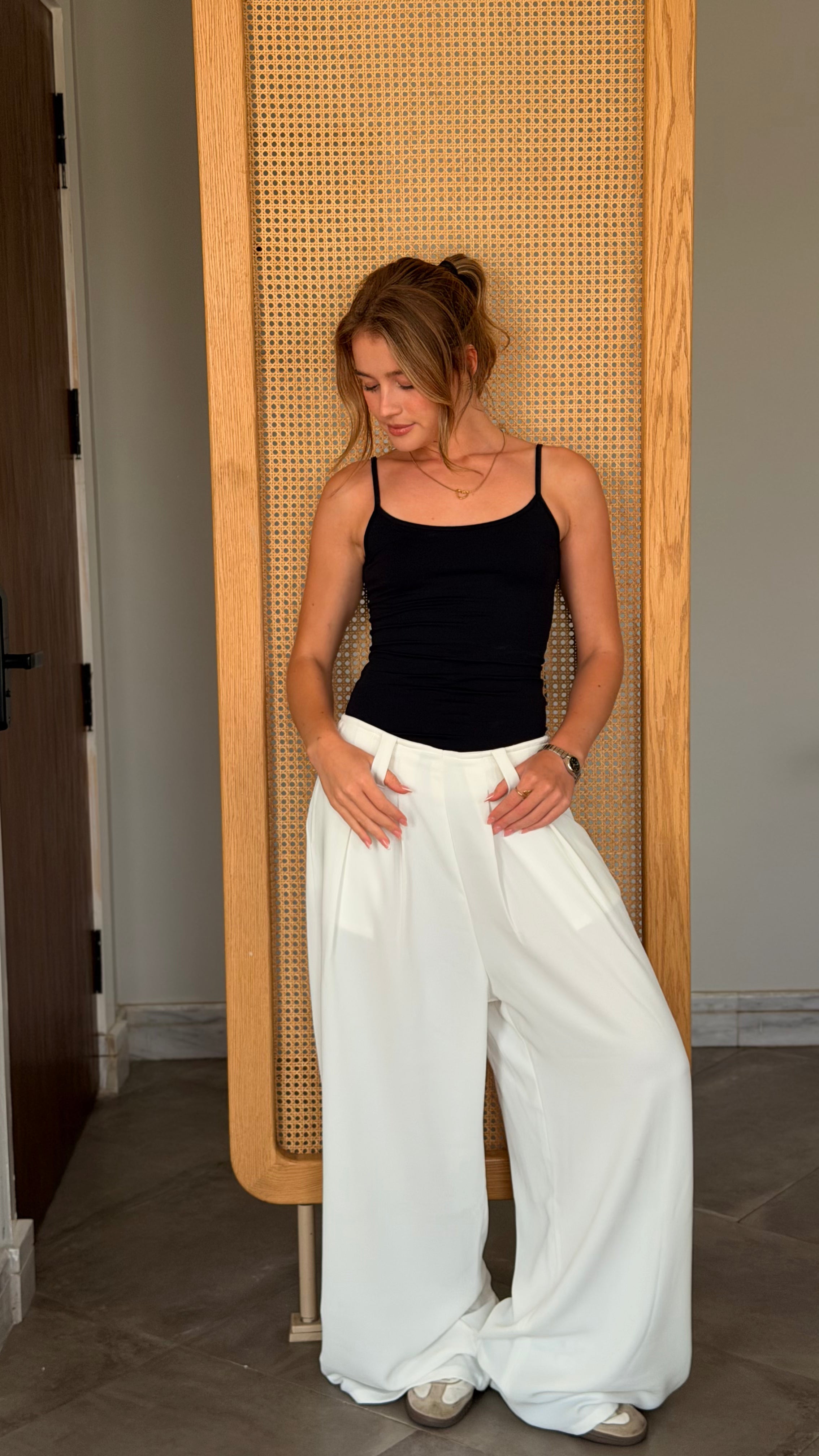 Elegant Wide-Leg Pants -  White